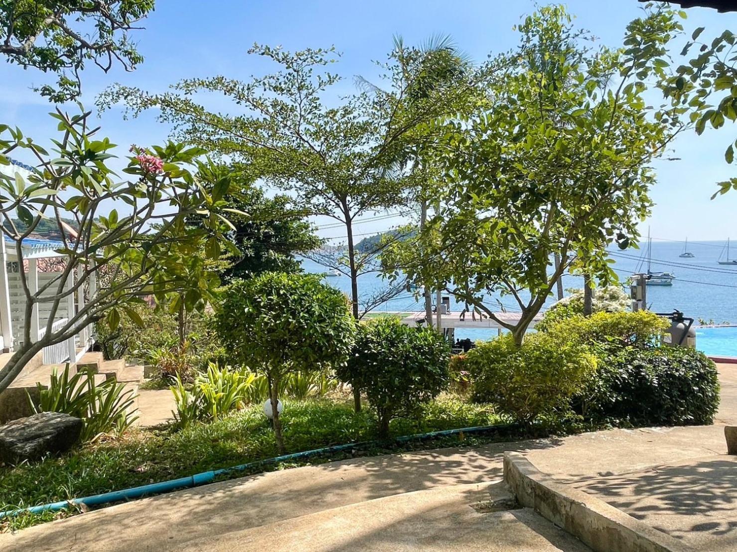 Naiharn On The Rock Resort Phuket Nai Harn Екстер'єр фото